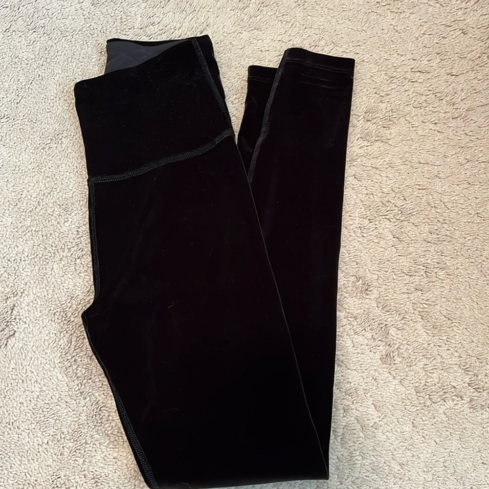 Beyond Yoga velvet leggings